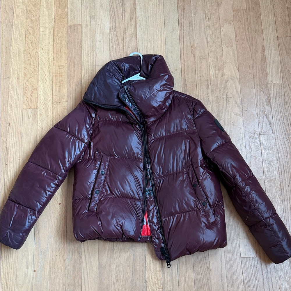 Women's Burgundy Puffer Jacket